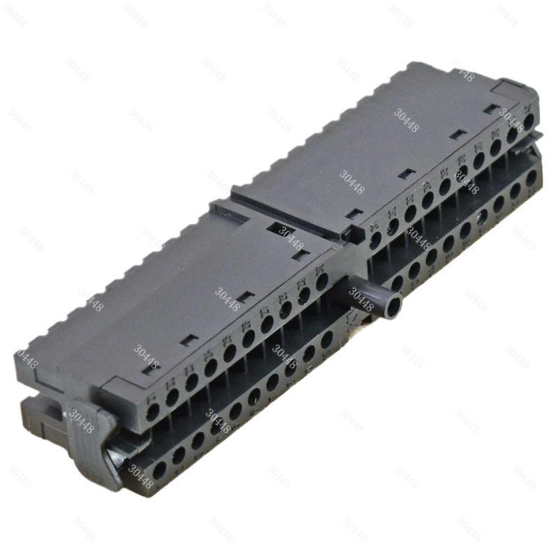 40 ピンフロントコネクタ S7-300 PLC 6ES73 - Screw Terminal Block のレビューと価格
